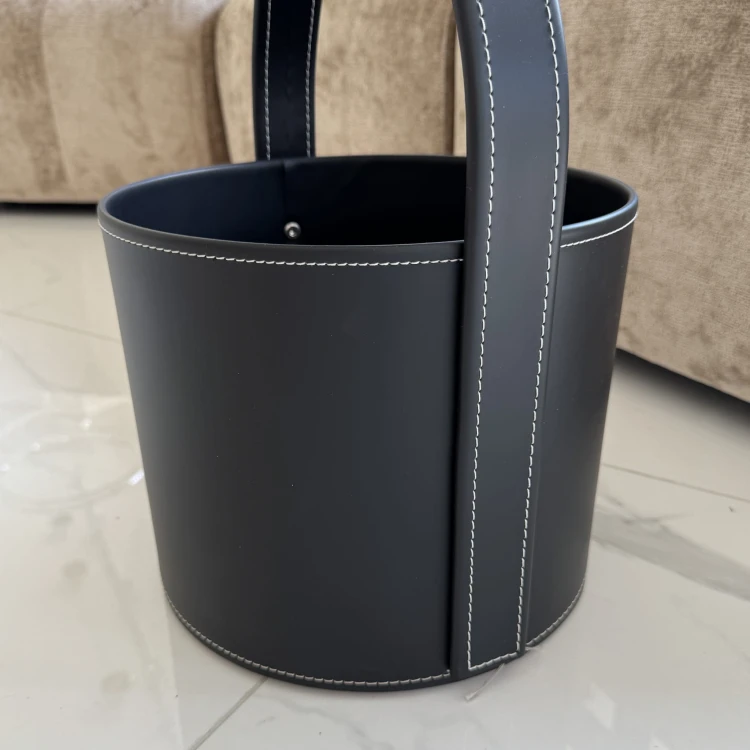 nowoczesny designerski stolik kawowy czarny okrągły.JPG