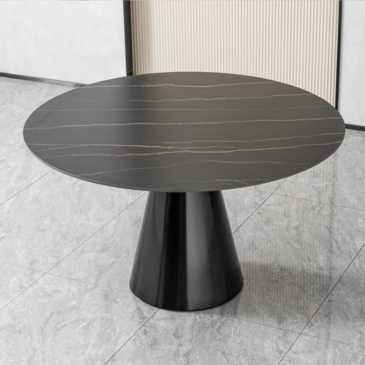 czarny okrągły stół