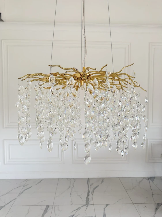 żyrandol złoty kryształowy designerski