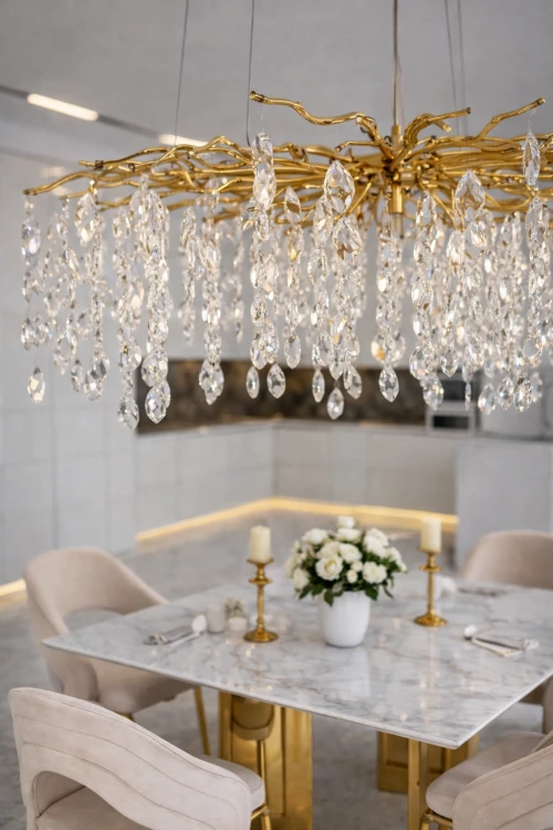 lampa do salonu złota kryształowa