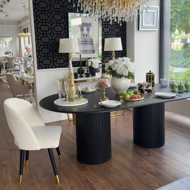 stół drewniany do jadalni