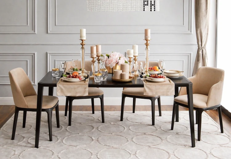 krzesło welurowe na drewnianych nogach